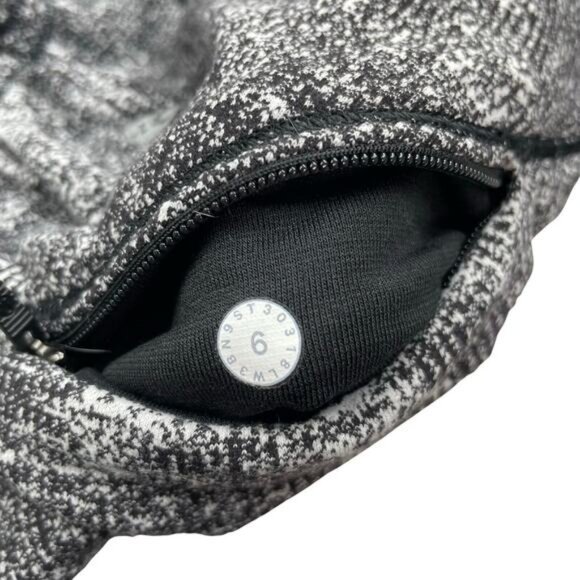Lululemon Cypress Kiss 1/2 Zip Rulu In Rush Jacquard Black White Size 6 - Picture 8 of 8
